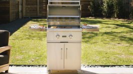 Coyote-Grill-28-inch-on-cart-67