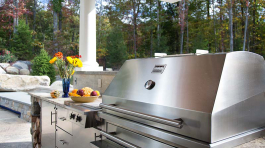 custom-outdoor-kitchen