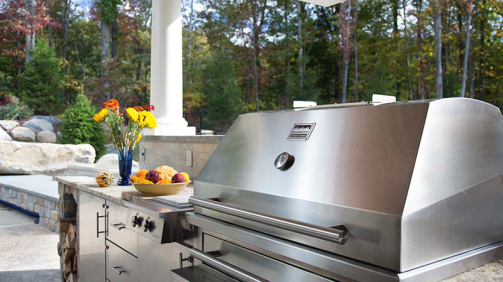 custom-outdoor-kitchen